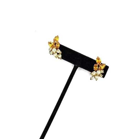 SHERMAN signed Citron and Gold Swarovski Gold Plated Screwback vintage Earrings - Picture 3 of 6